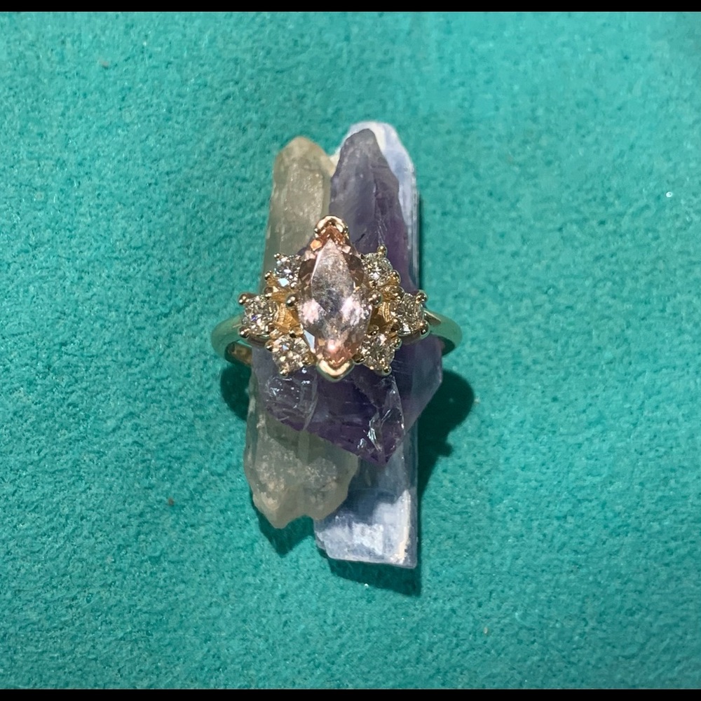 14KT Yellow Gold Morganite Marquise 7 Stone Ring